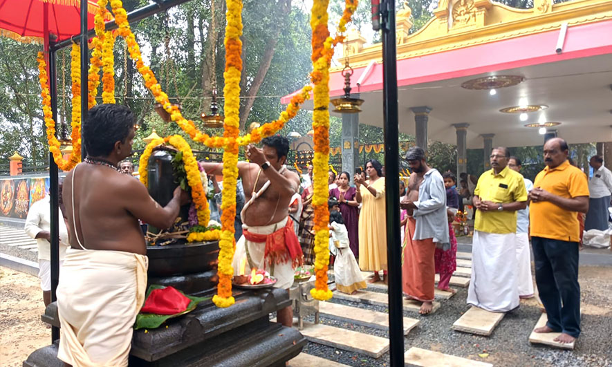Sree Vethalamkunnu Parabrahma Kshethram